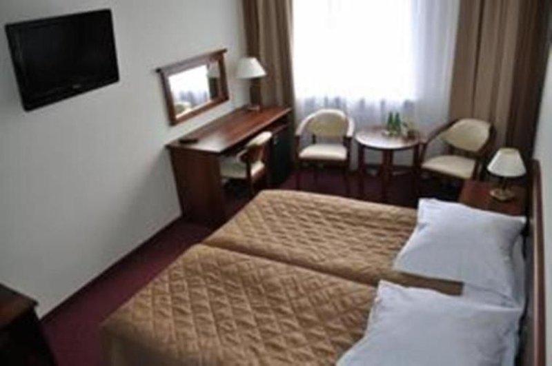 Hotel Zawisza Bydgoszcz Ngoại thất bức ảnh