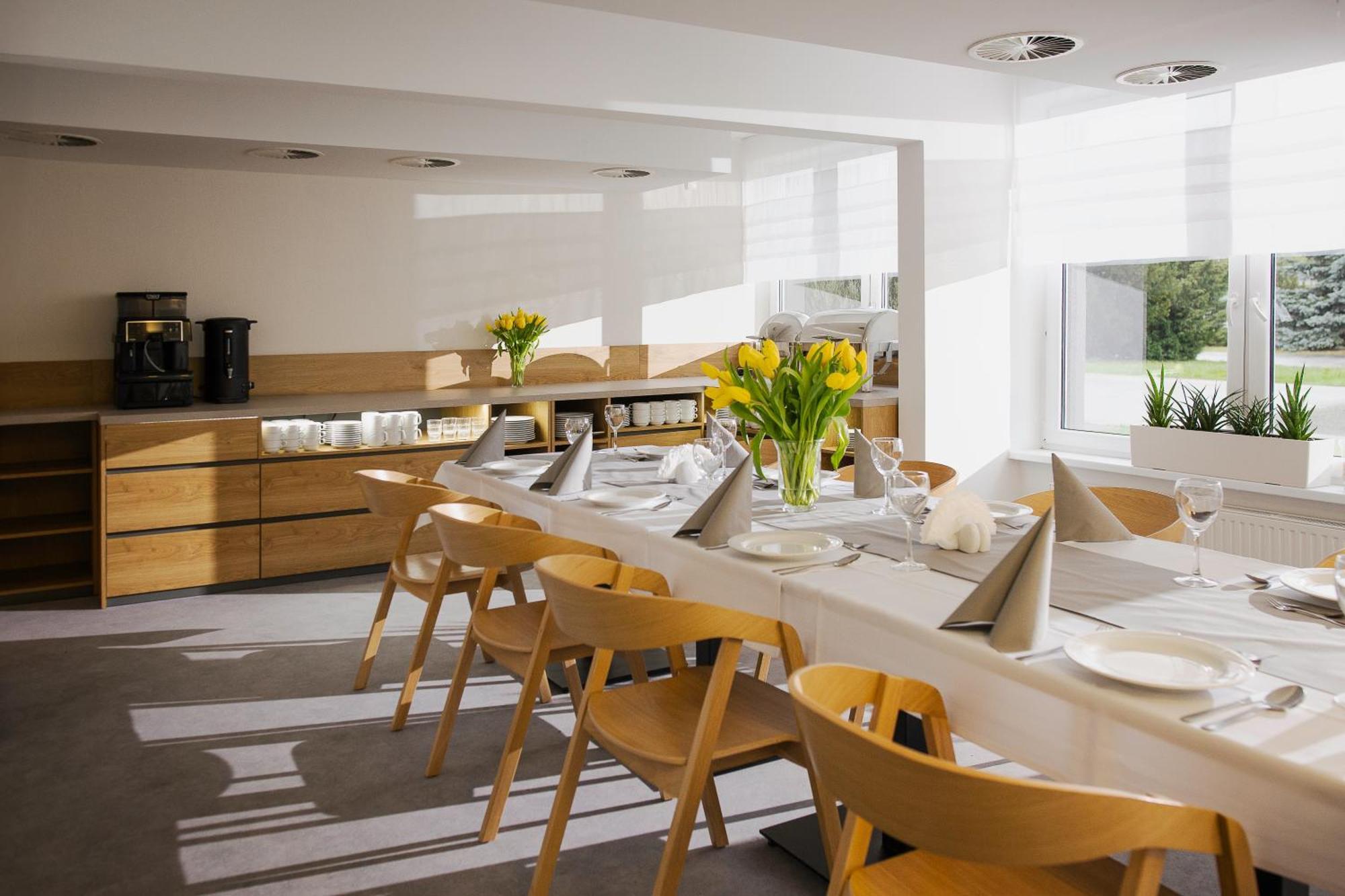 Hotel Zawisza Bydgoszcz Ngoại thất bức ảnh