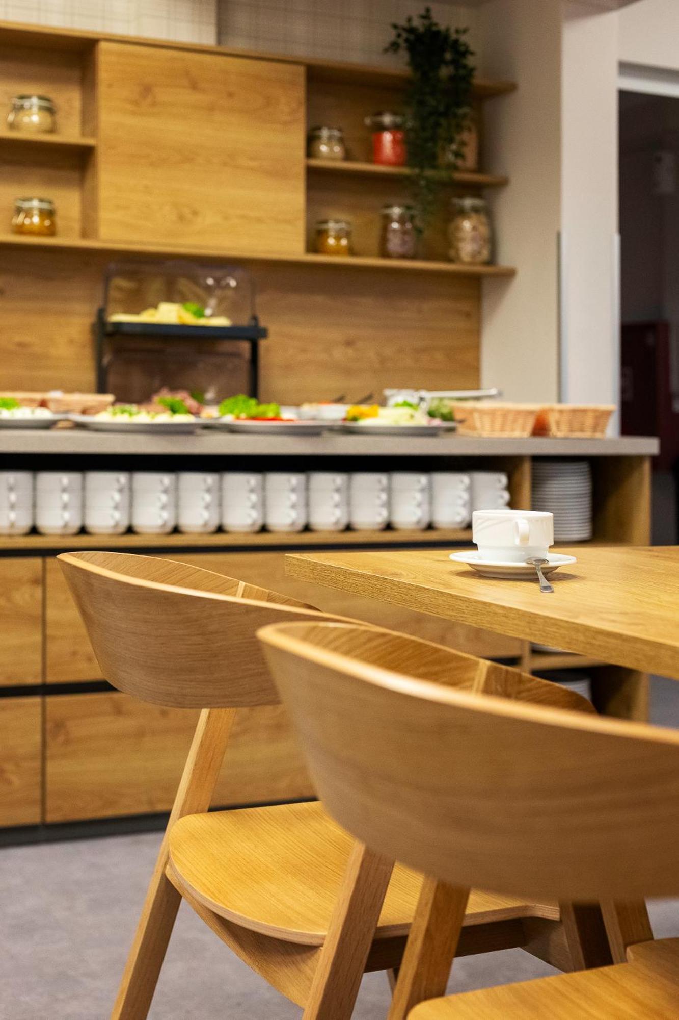 Hotel Zawisza Bydgoszcz Ngoại thất bức ảnh