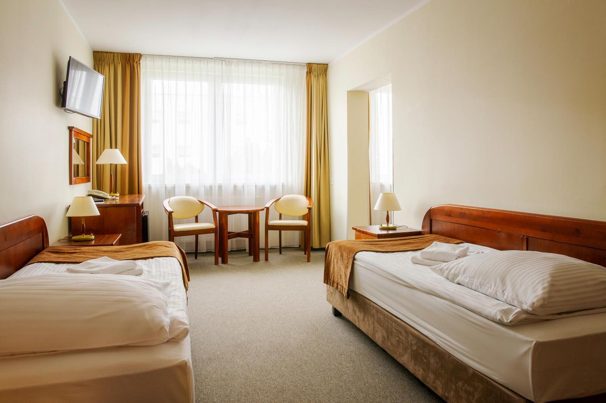 Hotel Zawisza Bydgoszcz Ngoại thất bức ảnh