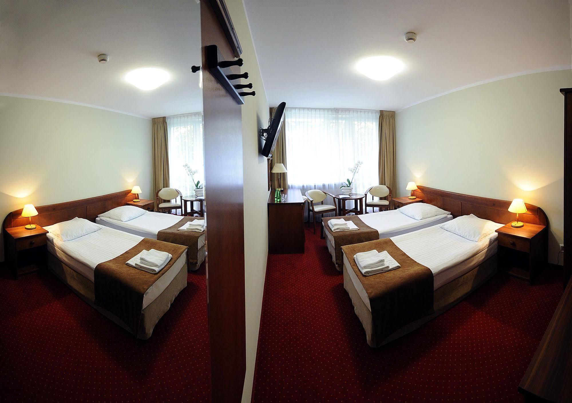 Hotel Zawisza Bydgoszcz Ngoại thất bức ảnh