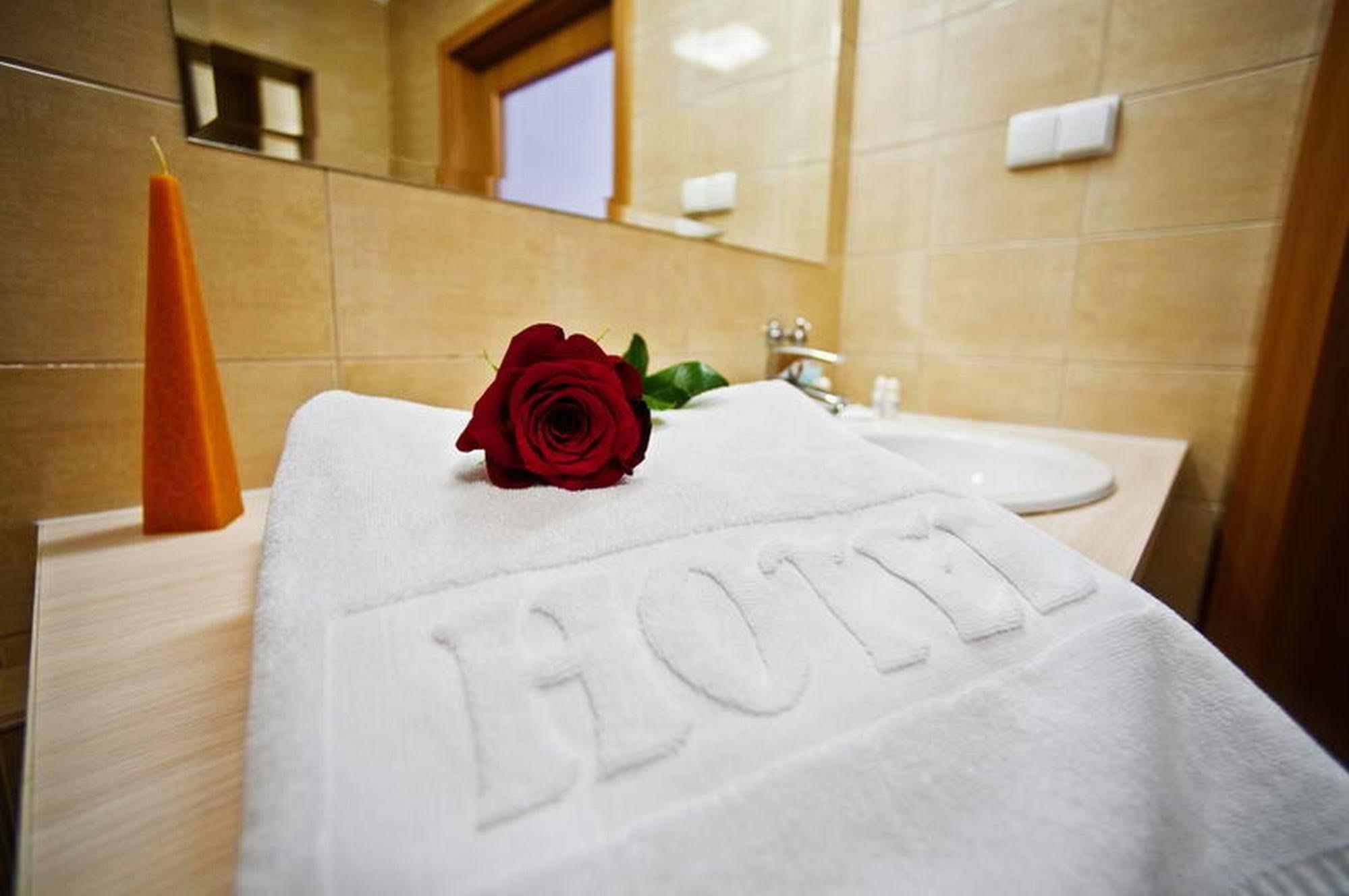 Hotel Zawisza Bydgoszcz Ngoại thất bức ảnh